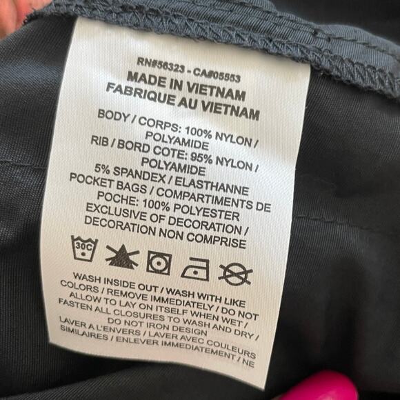 Nike Women's Breakaway Athletic Shorts In Black Size Medium New - Picture 9 of 10